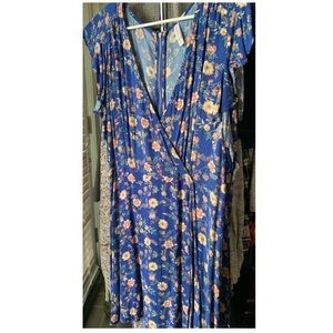 Xhilarartion Floral mini dress